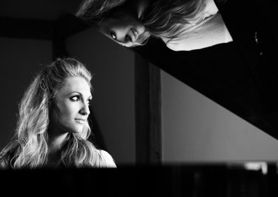 close-up image of Jennie the pianist for promotional use