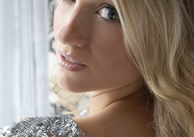 promotional image of pianist Jennie from camscott Leisure
